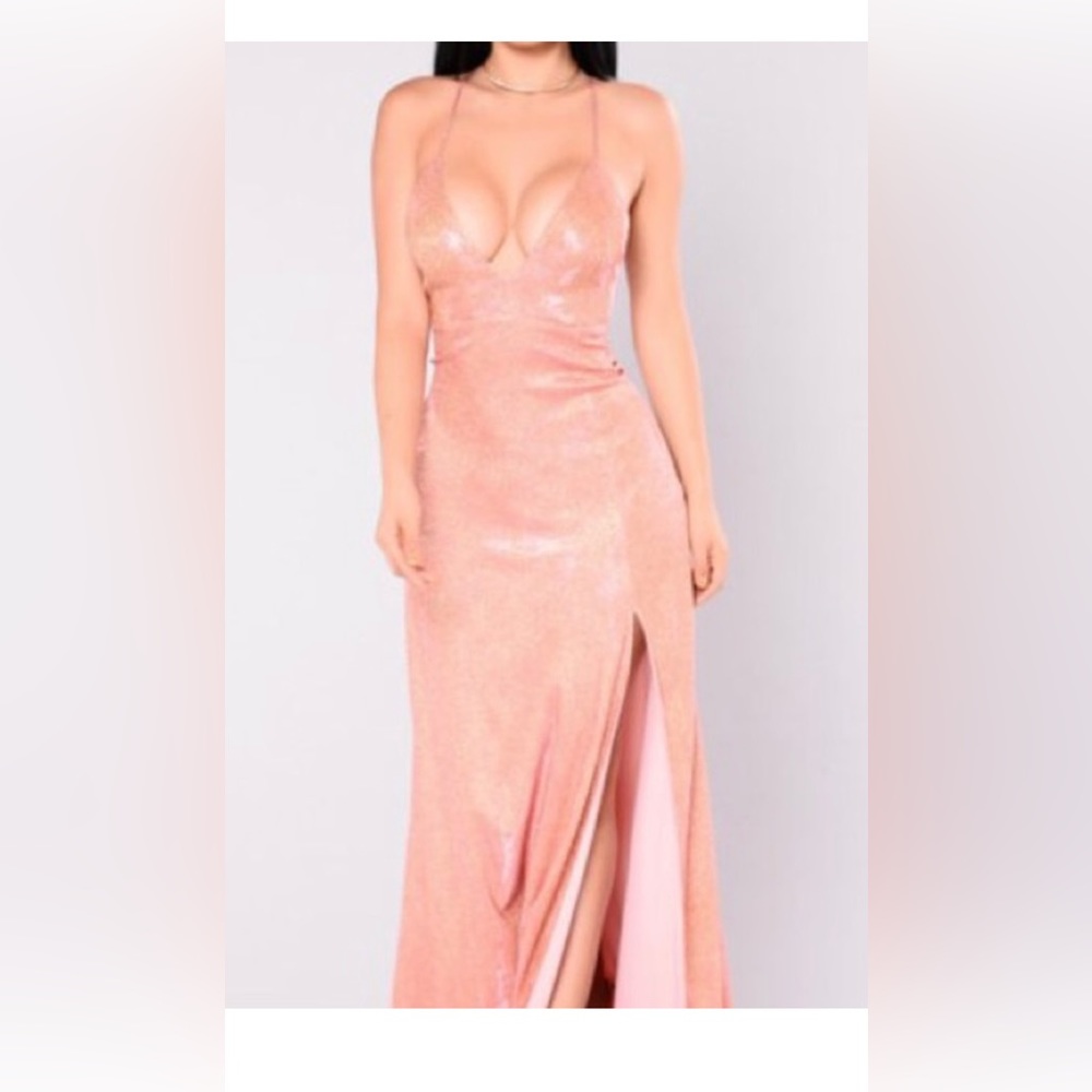NWT! Fashion Nova Peach pink sparkly dress